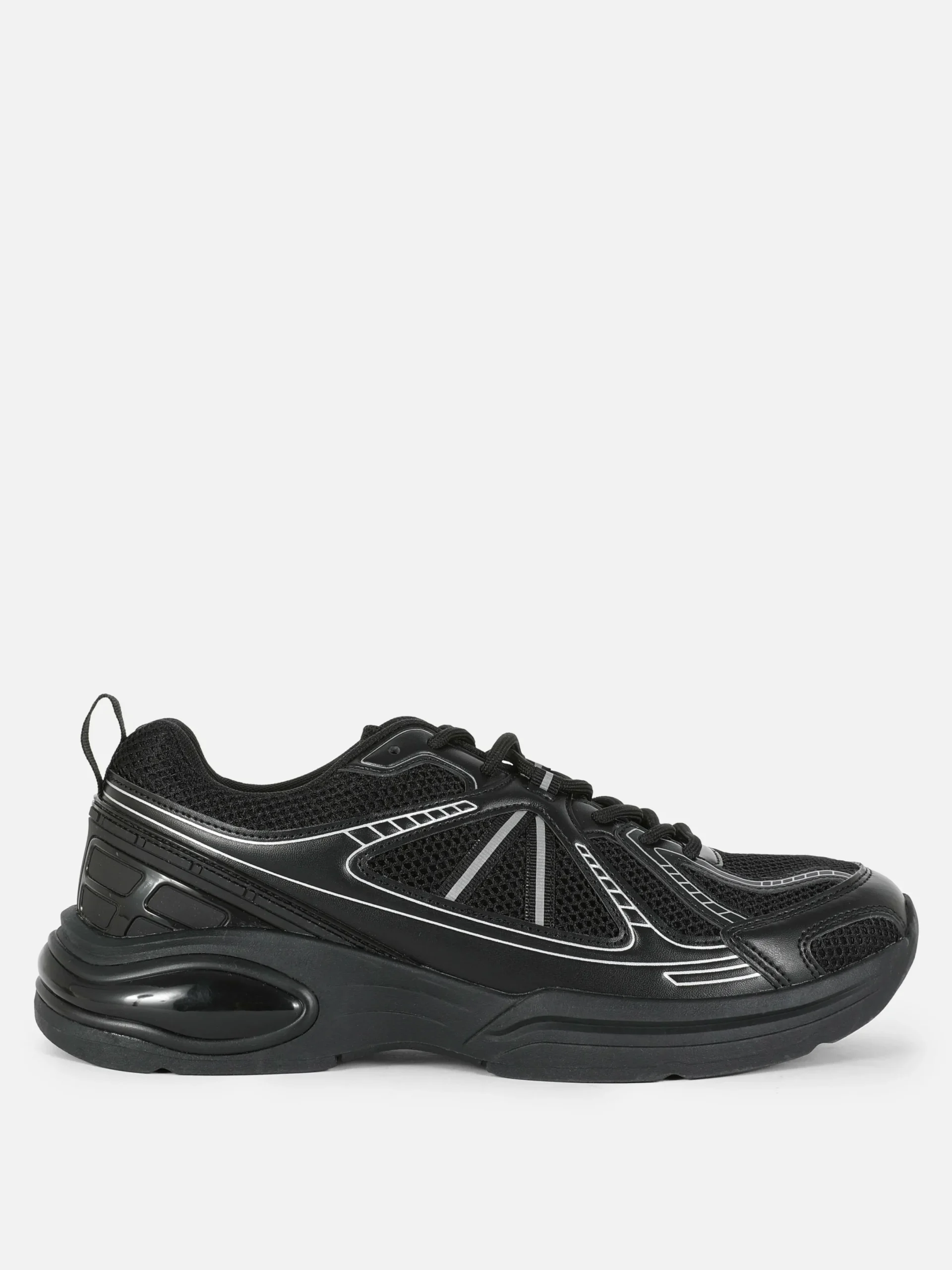 Baskets|Vêtements De Sport|Primark Baskets De Sport Basses à Empiècements Noir
