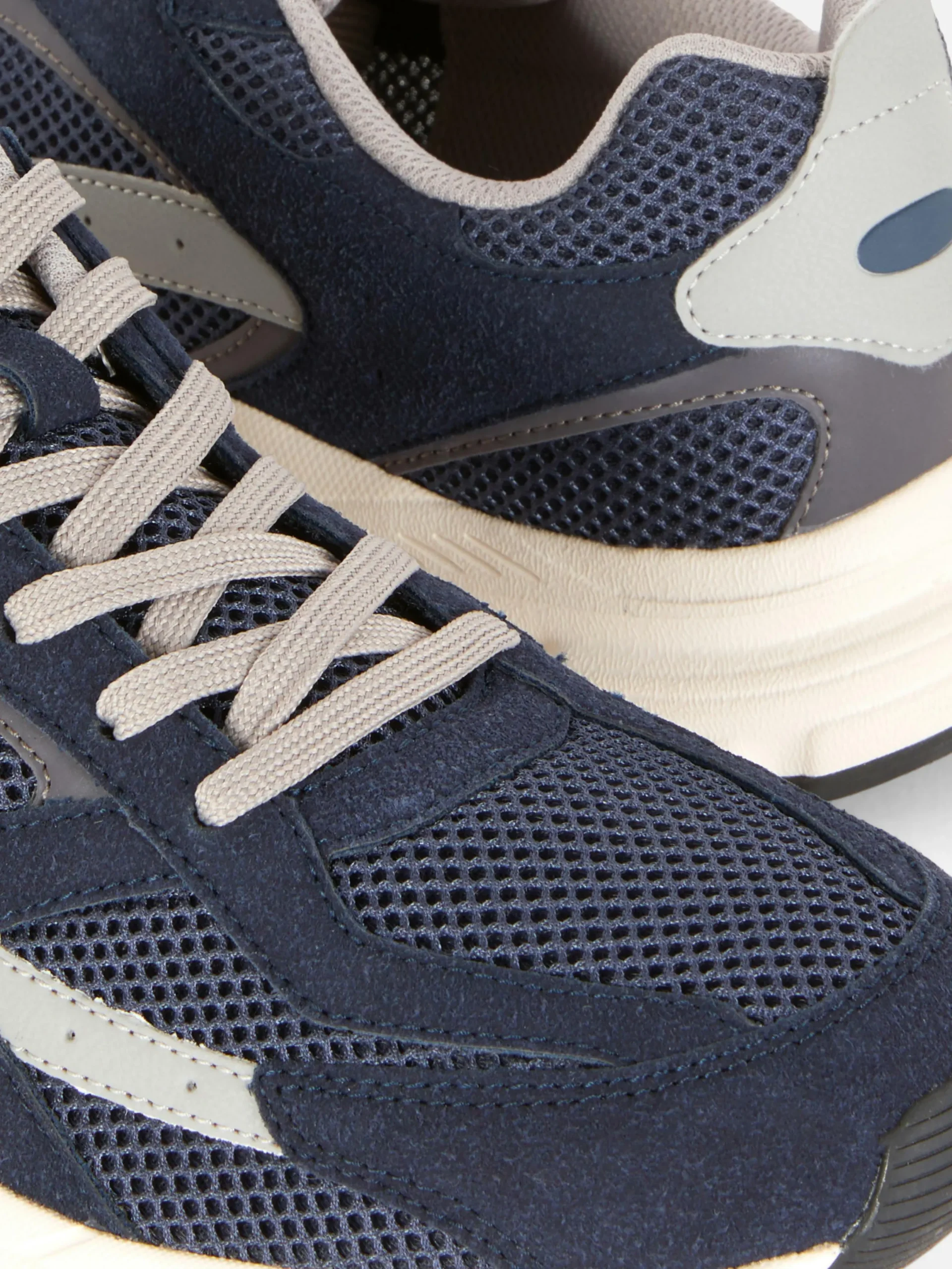 Baskets|Vêtements De Sport|Primark Baskets Sport à Empiècement En Maille Bleu marine