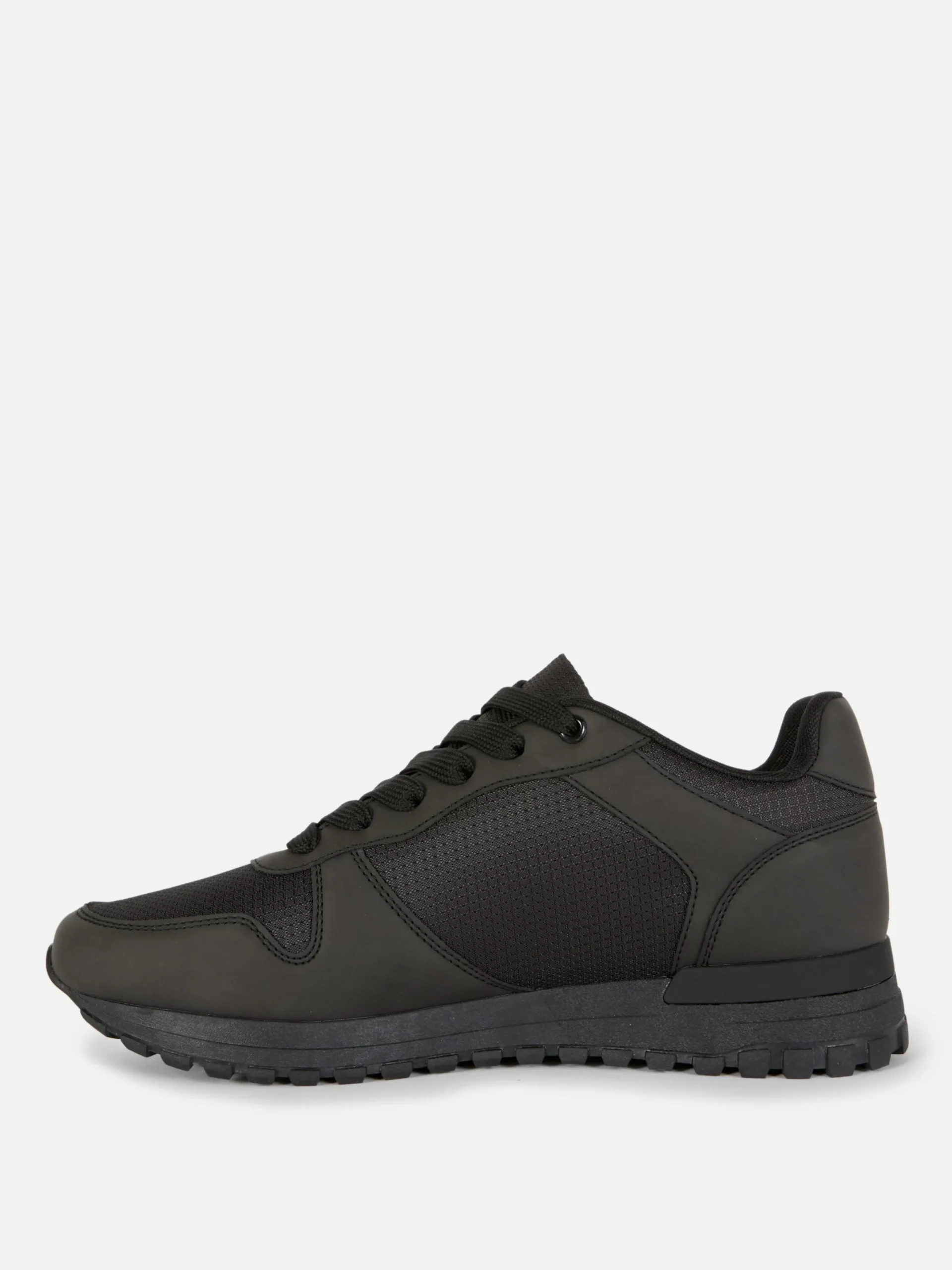 Baskets|Vêtements De Sport|Primark Baskets Sportives à Semelle épaisse Noir