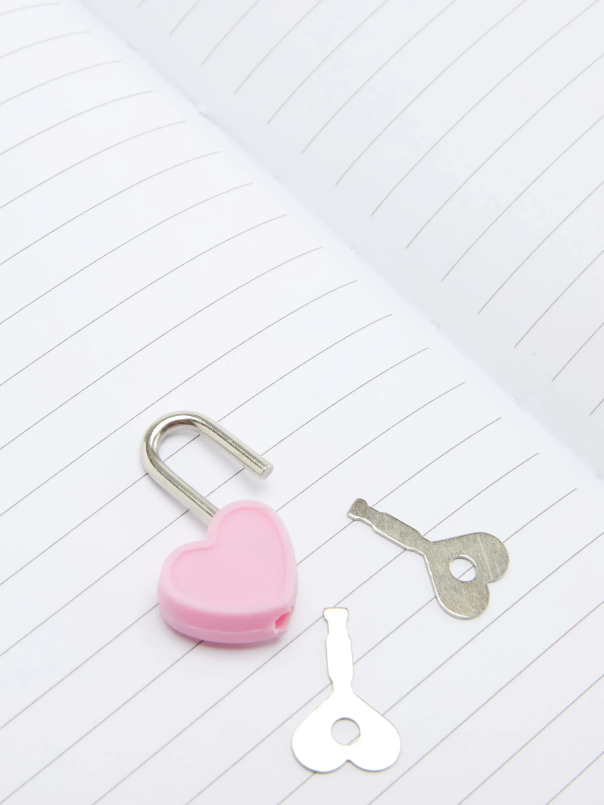 Carnets|Primark Carnet A5 à Cadenas Disney Stitch Rose