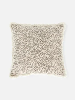 Coussins Et Housses De Coussins|Primark Coussin à Motif Léopard Et Franges Naturel