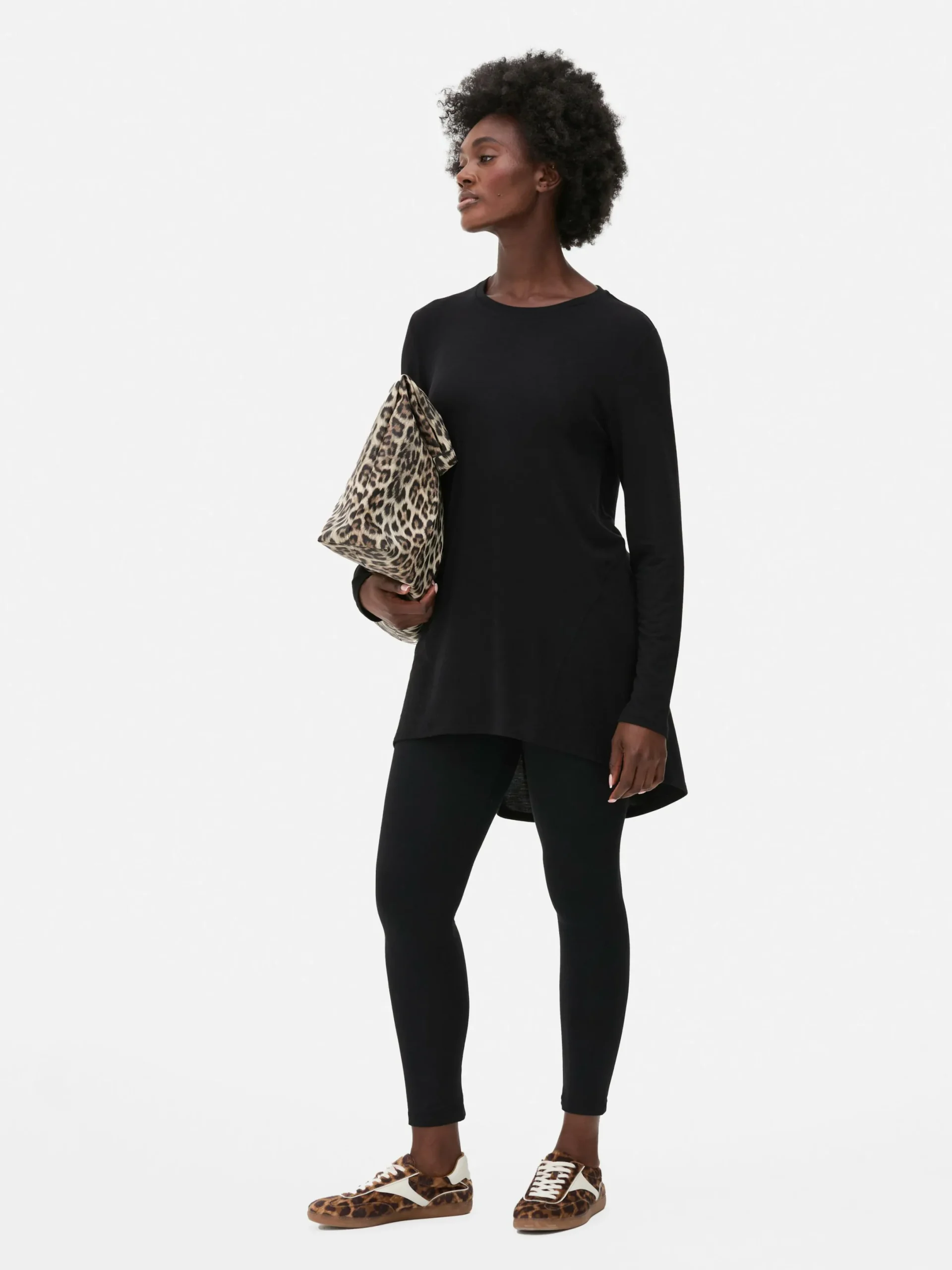 Hauts Et T-Shirts|Primark Haut à Manches Longues Et à Ourlet Arrondi Noir