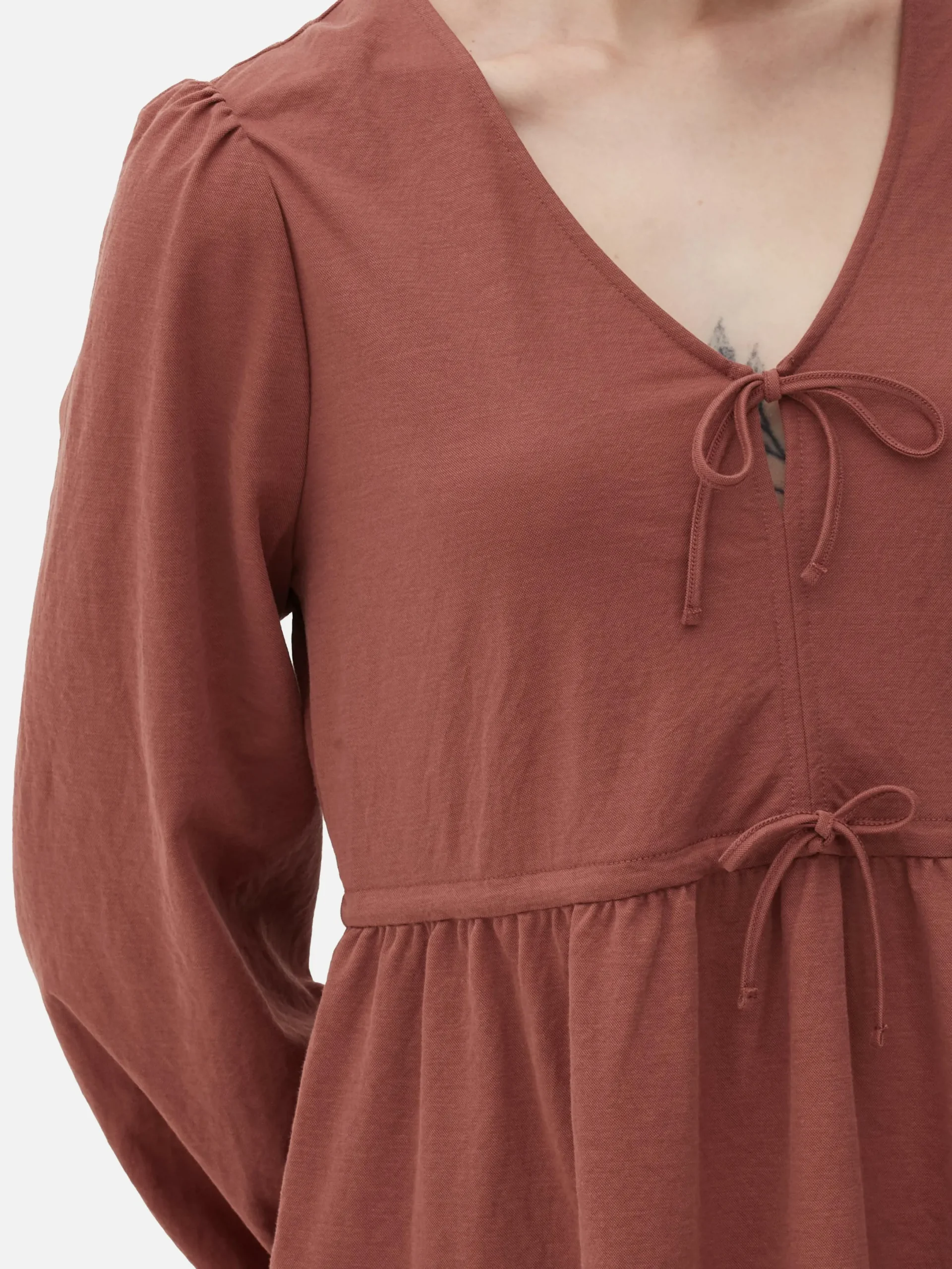 Robes|Primark Mini Robe à Smocks Avec Col En V Et Liens à Nouer Rose poudré