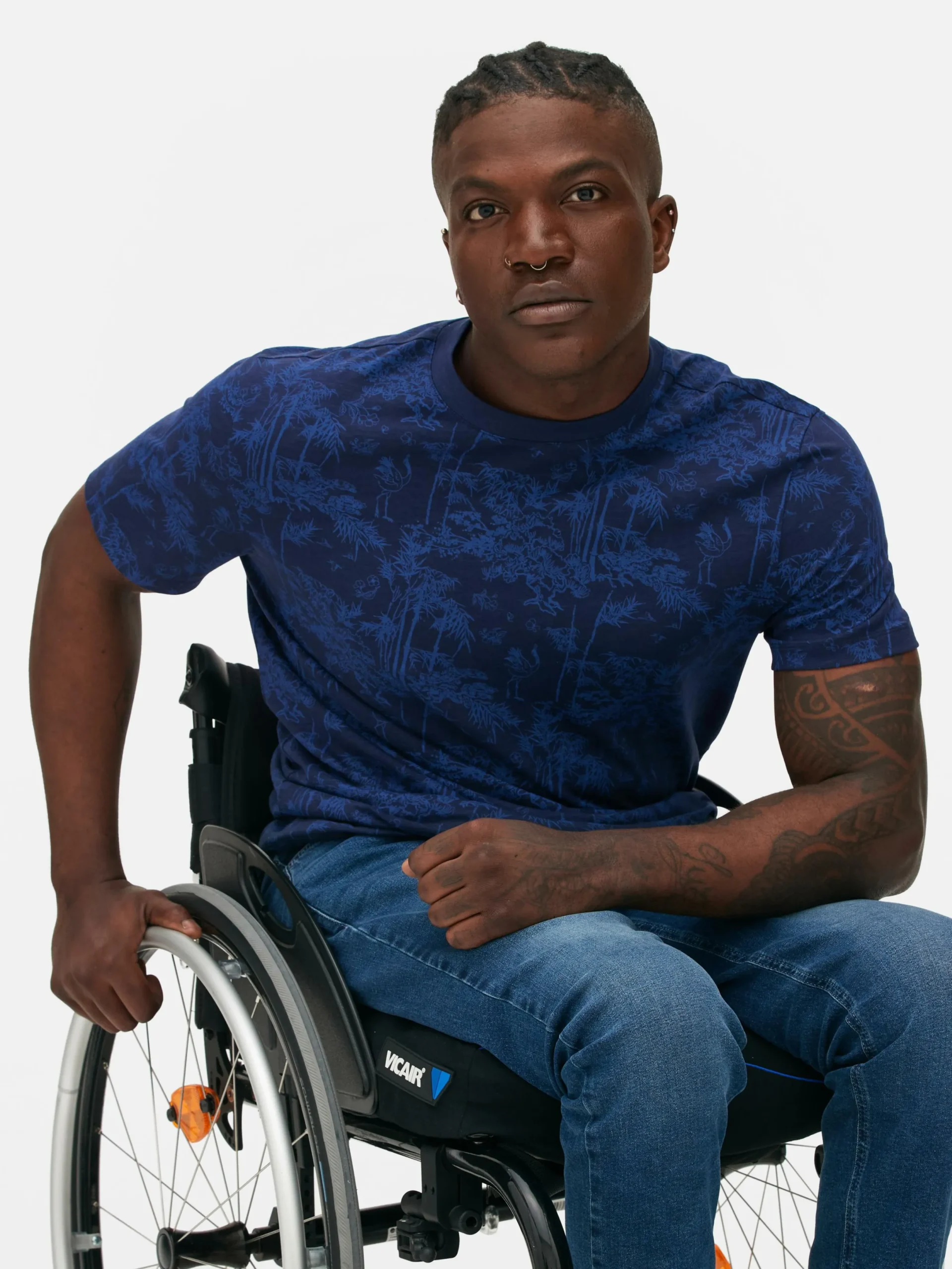 Hauts Et T-Shirts|Primark T-shirt à Col Ras-du-cou Et Motif Arbres Japonais Bleu marine