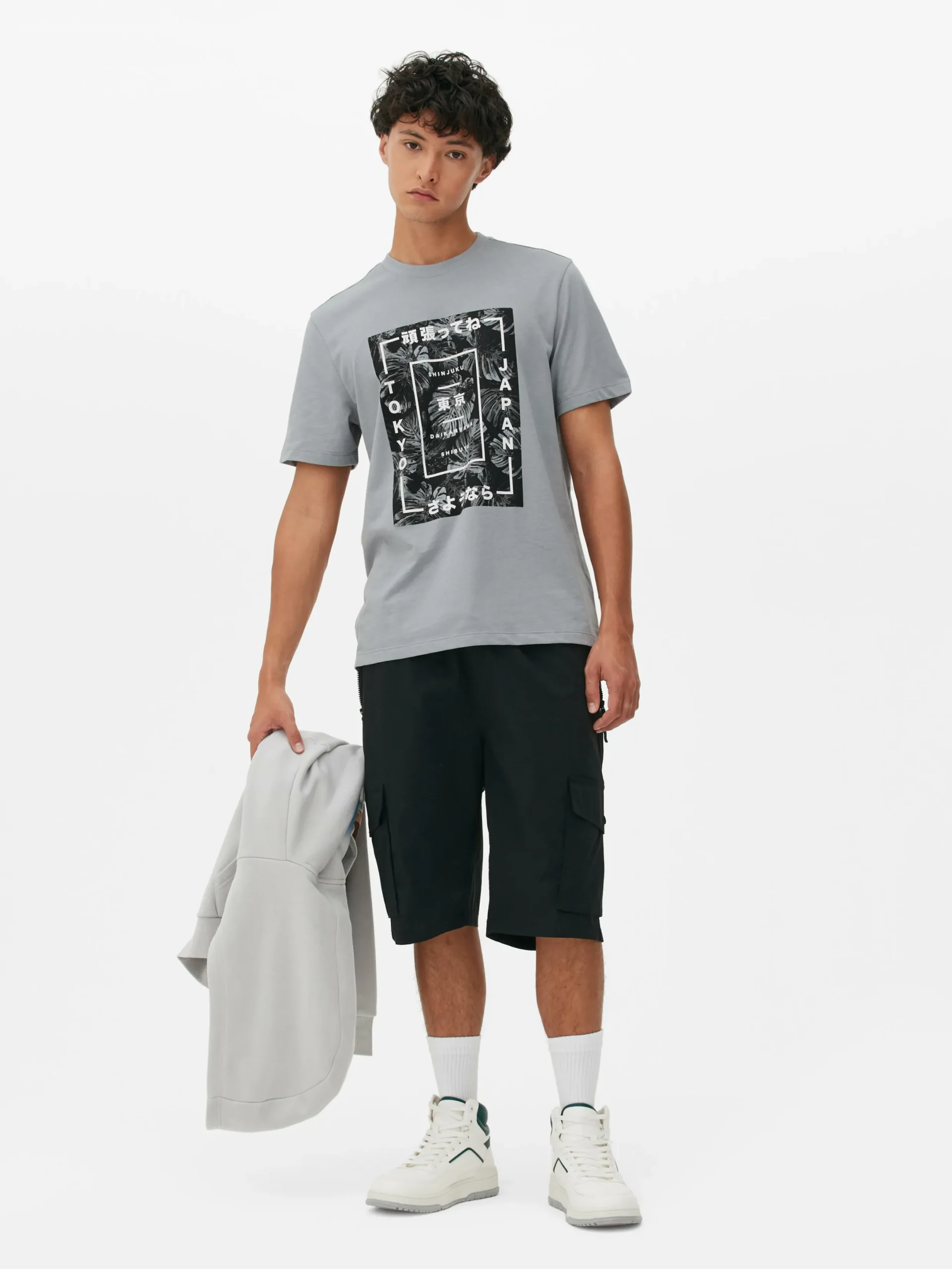 Hauts Et T-Shirts|Primark T-shirt à Imprimé Tokyo Gris