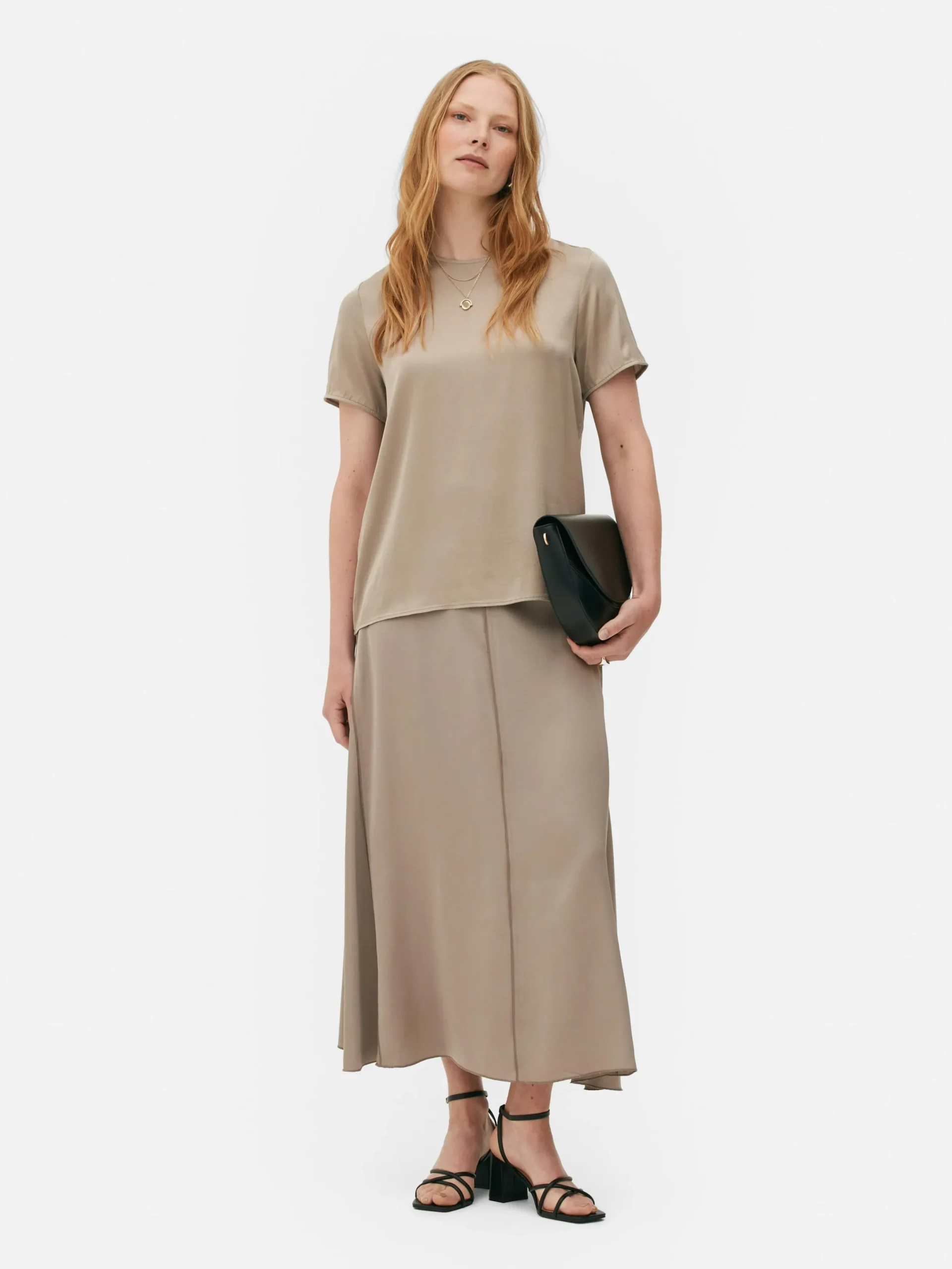 Hauts Et T-Shirts|Primark T-shirt En Satin à Manches Courtes The Edit Taupe